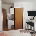 Ivi Appartement *
