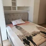 Ivi Appartement *
