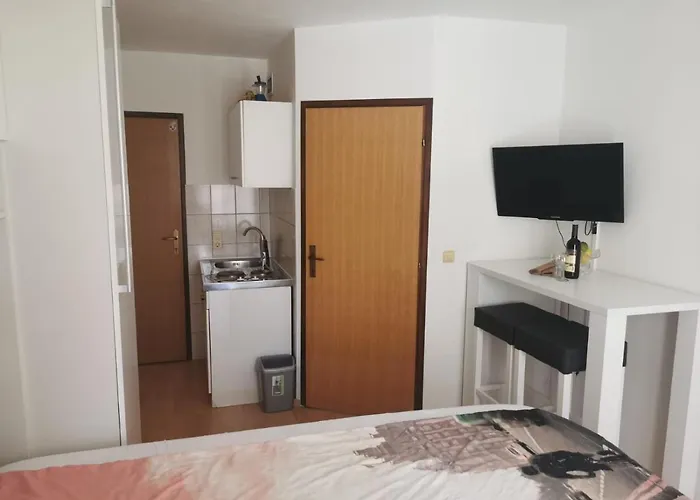 Ivi Апартаменты *