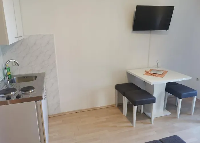 Ivi Апартаменты Вир