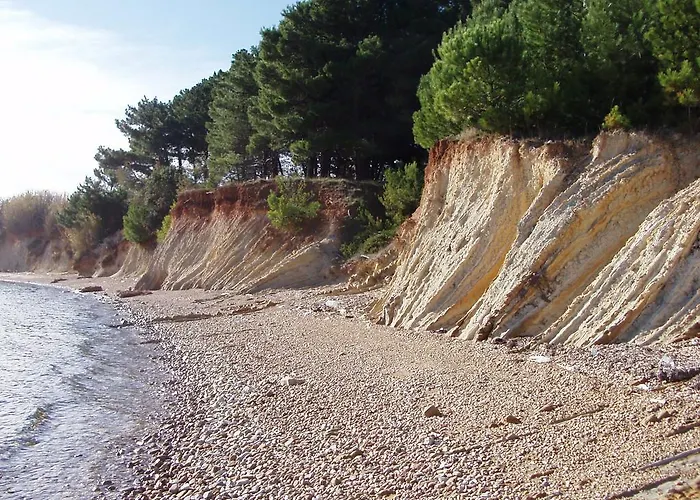 Ivi Апартаменты Вир